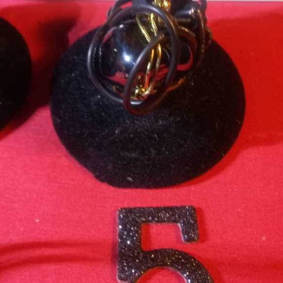 Ring - Picture 4 of 4